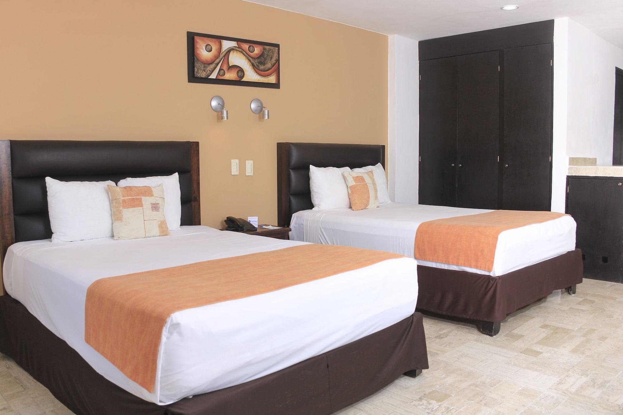 Hotel Calypso Cancún Esterno foto