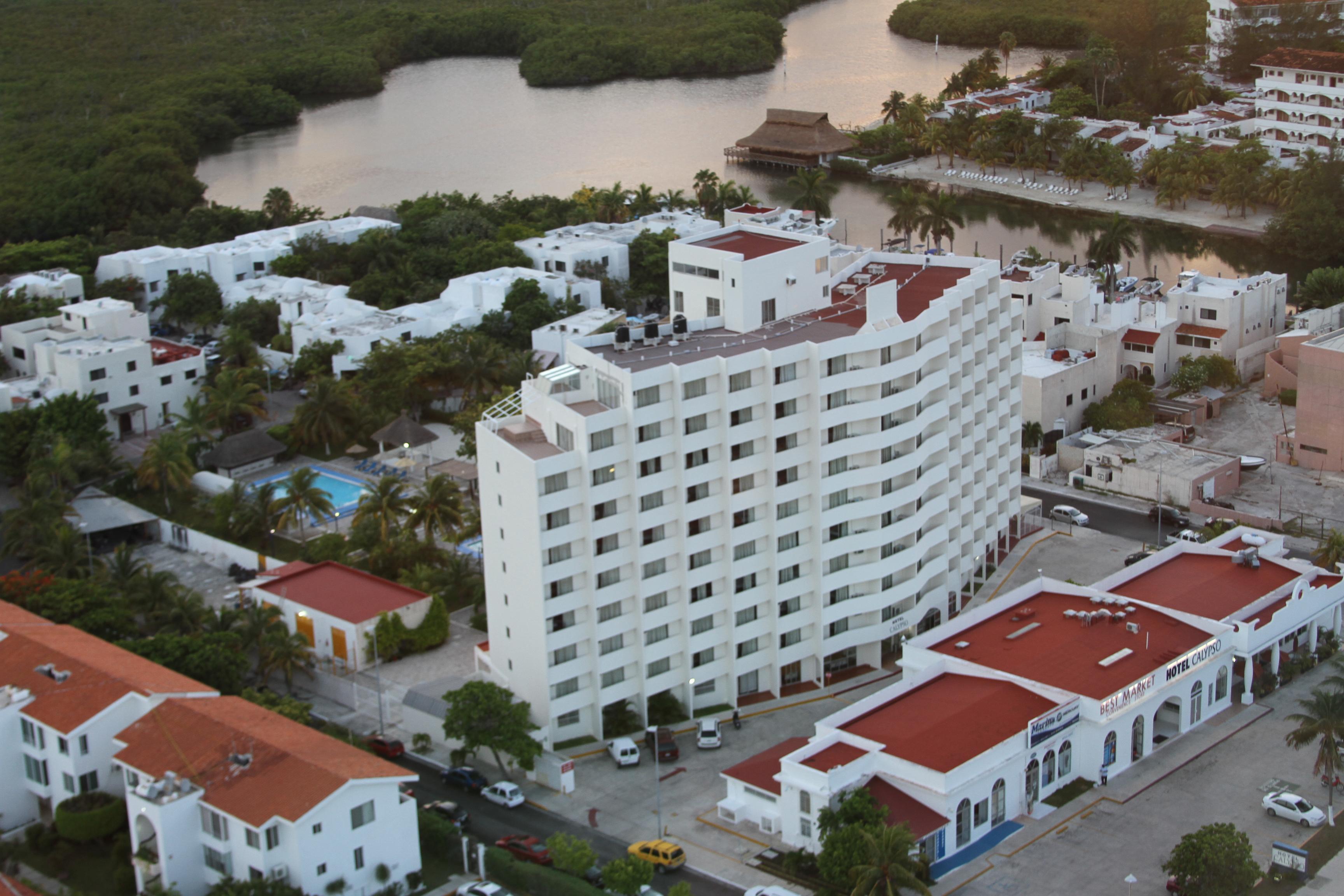 Hotel Calypso Cancún Esterno foto