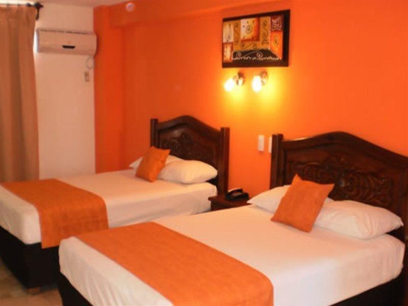 Hotel Calypso Cancún Esterno foto
