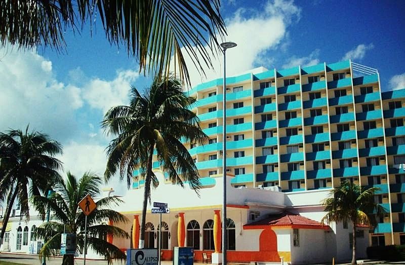 Hotel Calypso Cancún Esterno foto